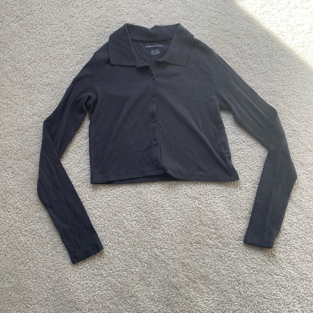 Dark Grey Cropped Collared Button-up Long Sleeve